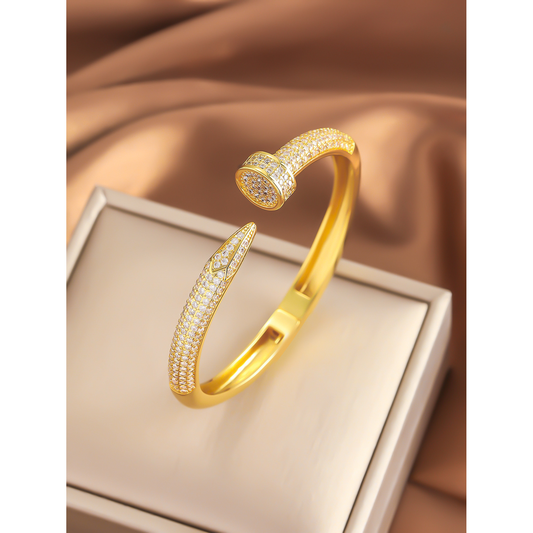Golden Spring Nail