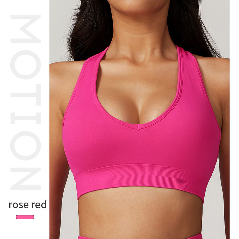 สีแดงม่วง