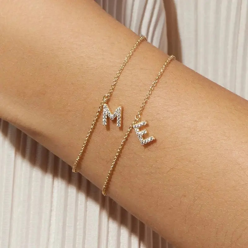 Gioielli personalizzati in acciaio inossidabile regolabile a catena diamante zircone Cz bracciale lettera iniziale per donna