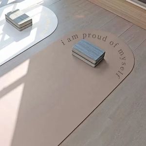 Yeni tasarım doğal çevre dostu Pu kauçuk Oval Yoga Mat Pilates Fitness evrensel toptan özel eğri kemerli Pu Yoga Mat