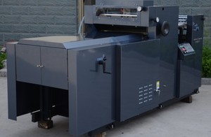 ZX650造纸用紫外光斑涂布机