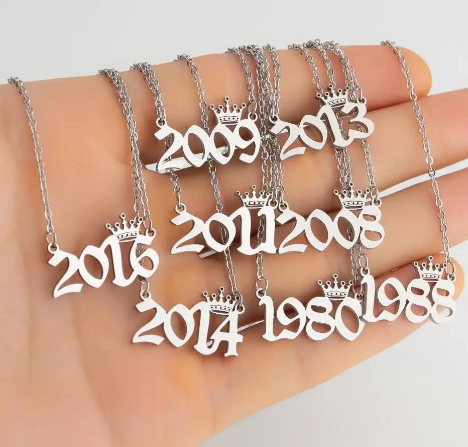 Collar personalizado de acero inoxidable con letras del año de nacimiento, collar con número personalizado, dorado, plateado, antiguo, inglés, 1980-2020