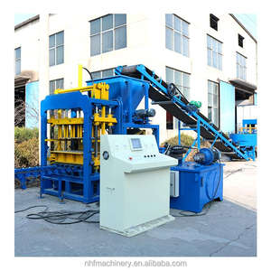 Macchina per la Produzione di Blocchi di Cemento Cavi 440V, Macchinario Edile ad Alta Capacità <span class=keywords><strong>QT4</strong></span>-15S, Macchina Automatica per la Produzione di Blocchi - Product Image 4