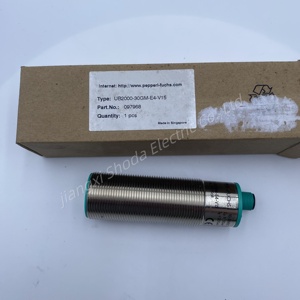 P++F UB2000-30GM-E4-V15 <strong>Ultrasonic</strong> <strong>Sensor</strong> 300mm Range Analog Output IP67