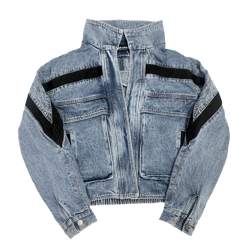 สีฟ้าใส