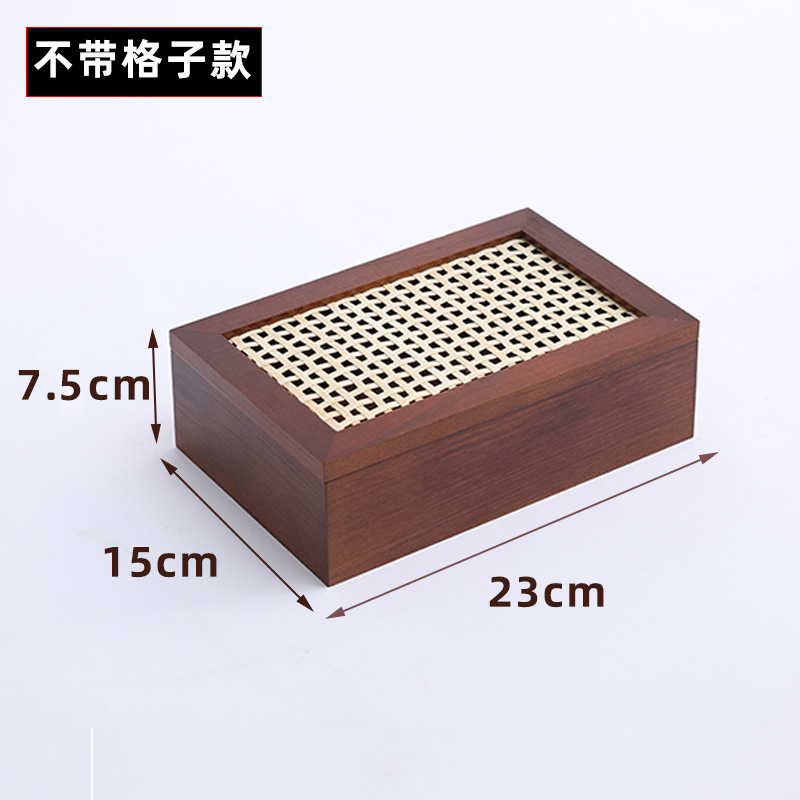 Small rectangular size without checkered pattern