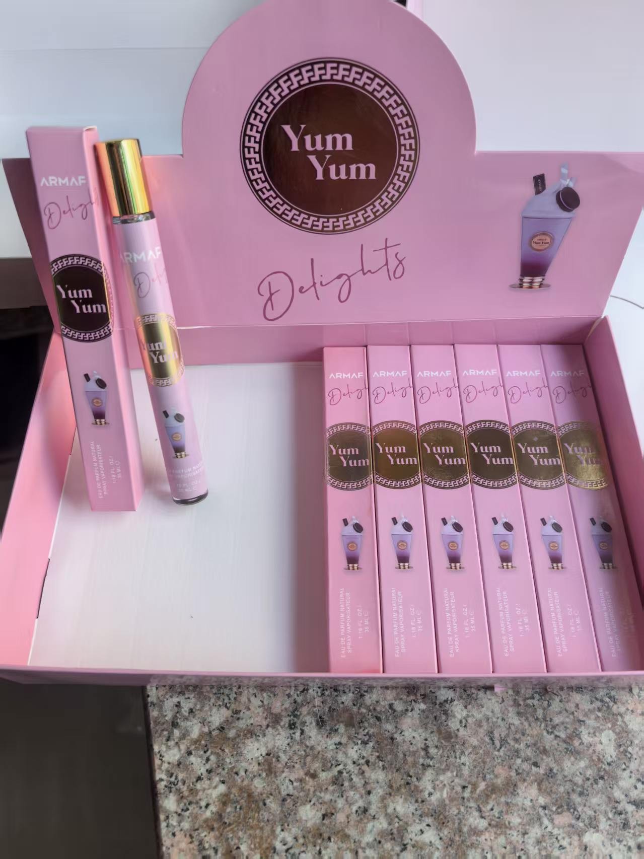 16--Yum Yum--pour les femmes---1 pièce 35ML