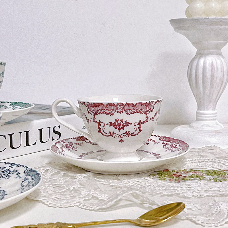 Retro rose red cup and saucer 220ml - 220ml