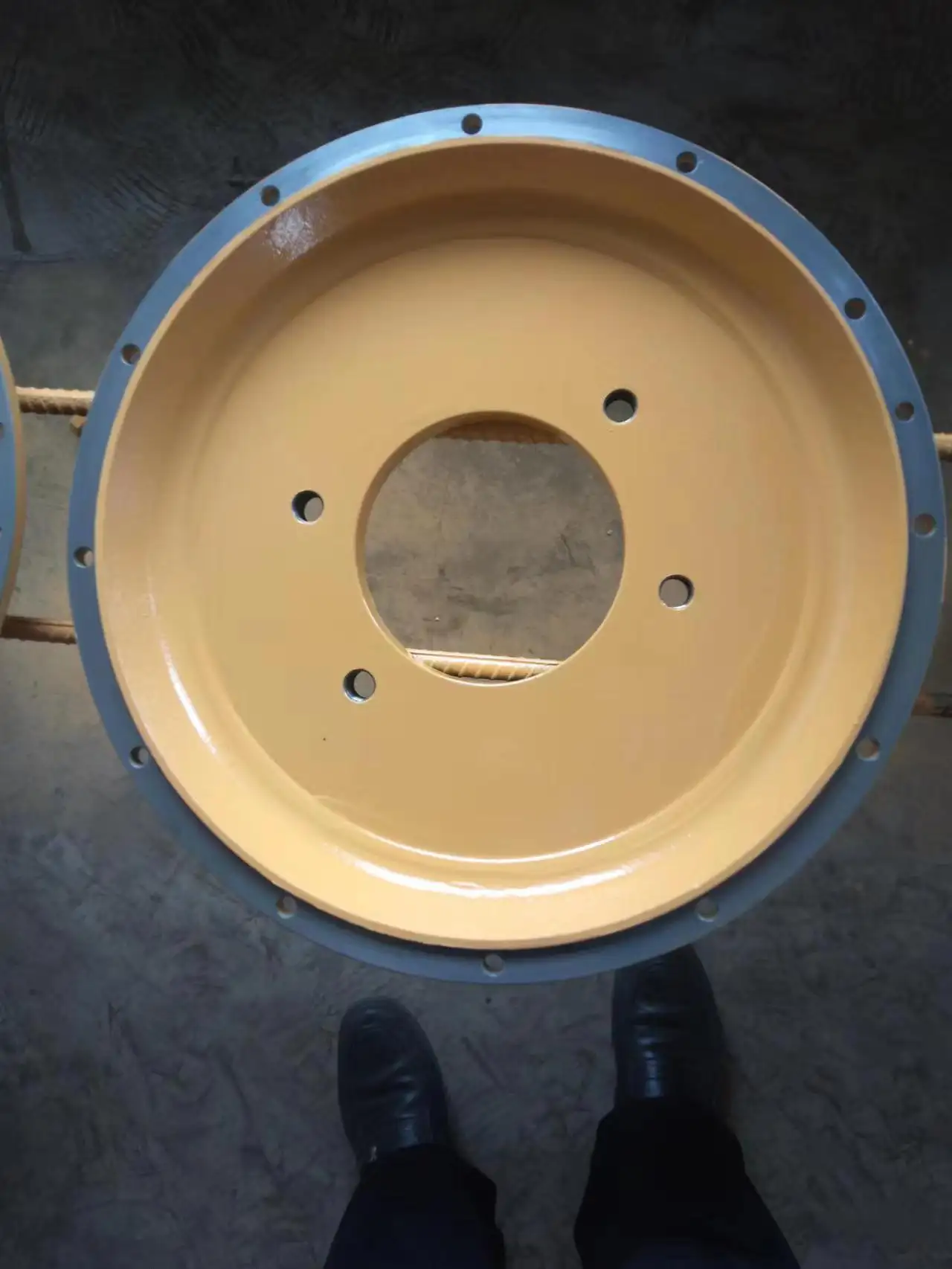 OEM Flywheel 100 kg free energy generator flywheel pump drive mount plate offset Pump MTG plate Sand cast flywheel