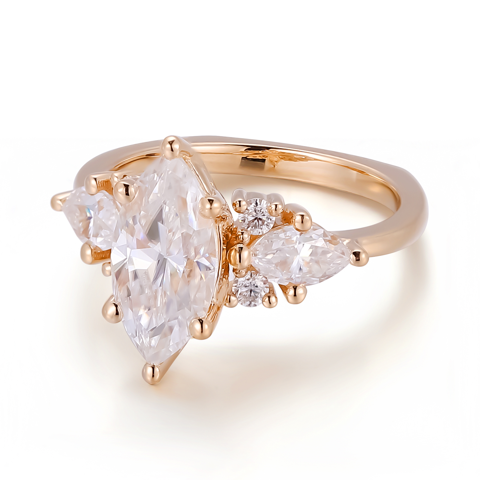 แหวนเพชรปลอมจากห้องปฏิบัติการทองคำสีเหลือง 14K