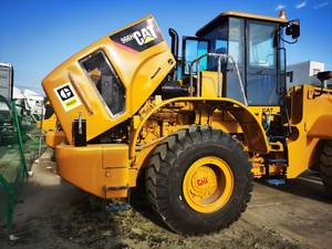 Gebrauchter CAT 966H Radlader mit Geringer Betriebsstundenzahl, 4,2m³ Schaufelkapazität, 4,5m Hubhöhe, 6 Tonnen Nennlast - Product Image 2