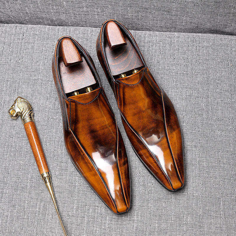 สีน้ำตาล