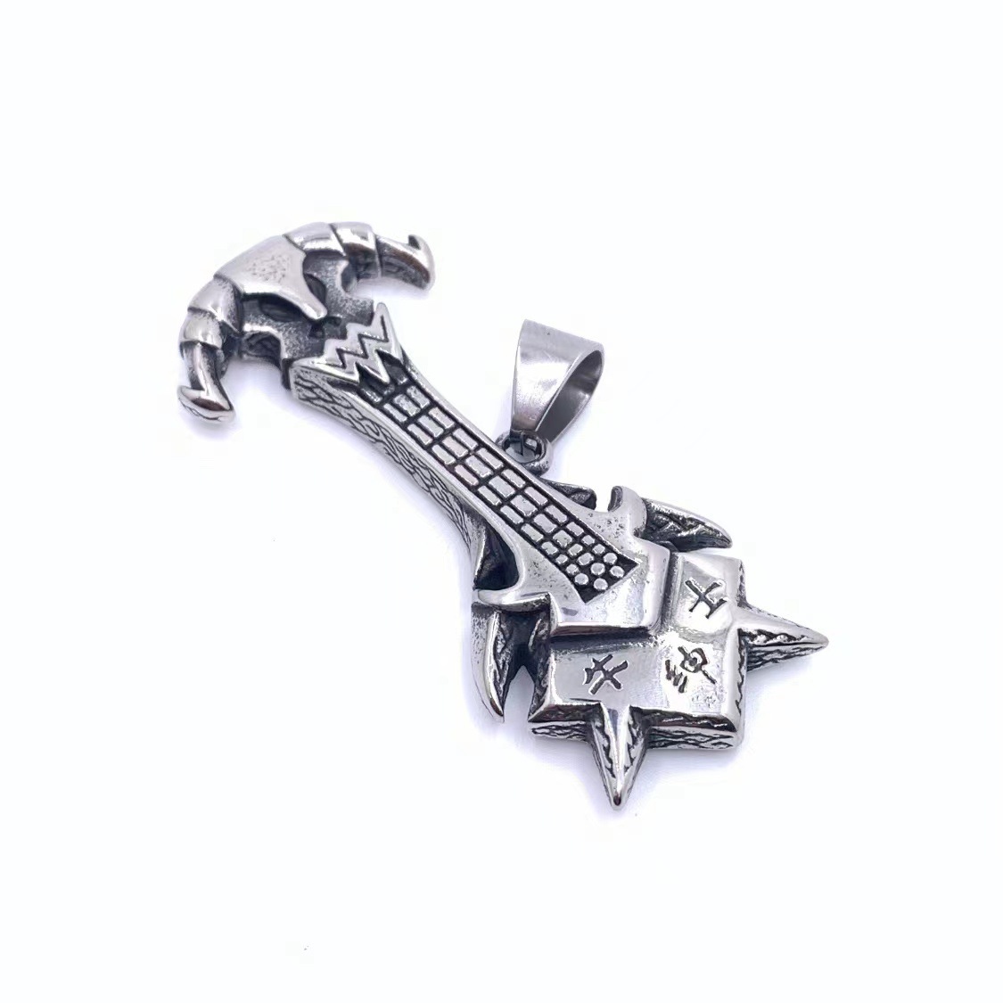 Pendentif style A (chaîne non incluse)