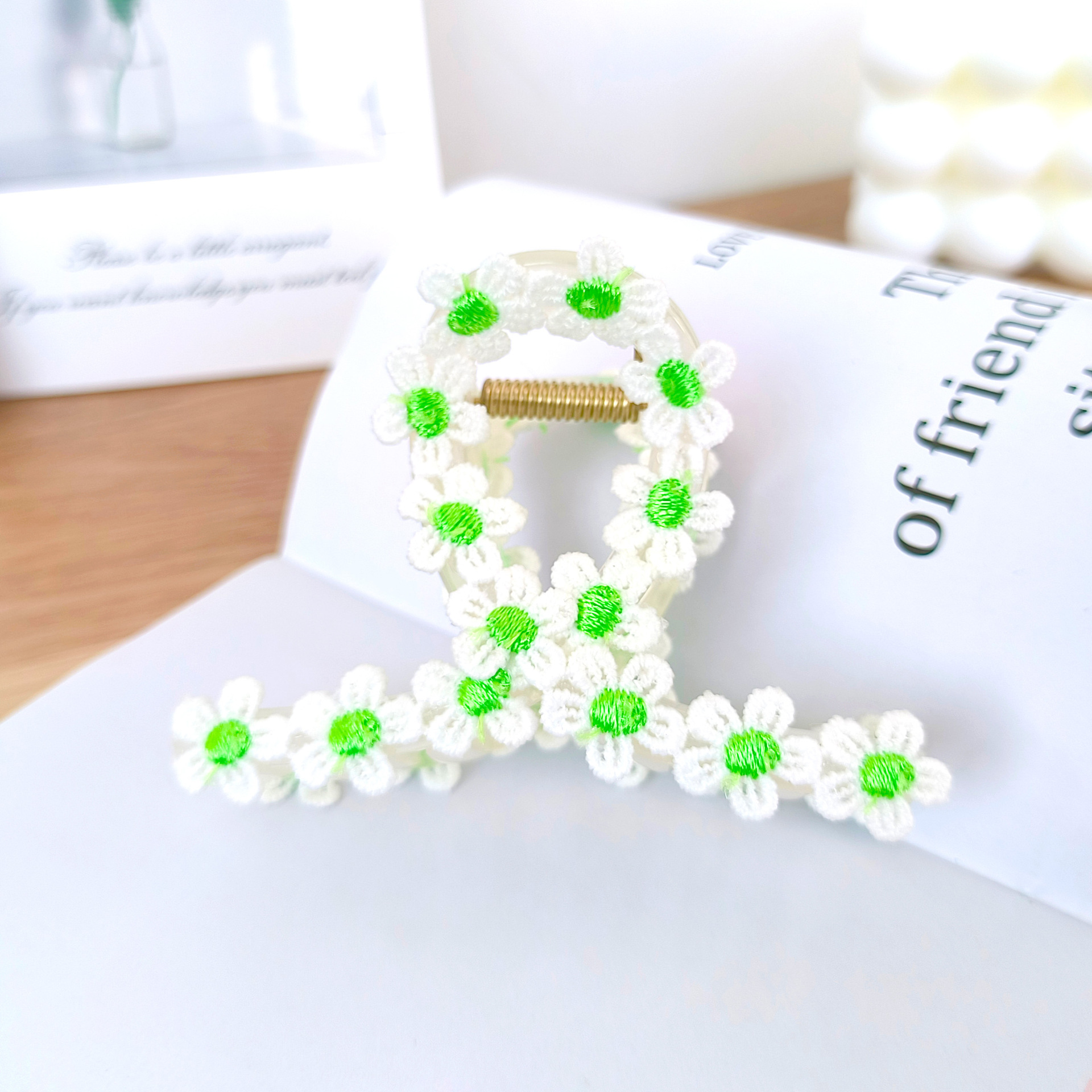 สีเขียว