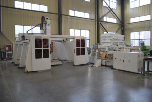 Size Can Be Customized RCF1325/1530 5 <strong>Axis</strong> EPS <strong>CNC</strong> 2000*4000mm Large Size ATC <strong>CNC</strong> <strong>Router</strong> <strong>4</strong> <strong>Axis</strong> <strong>CNC</strong> Foam Cutter Price - Product Image 4
