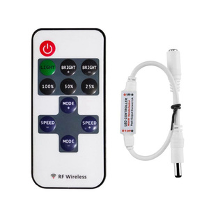 RGB LED Controller DC 5V 12V Mini 24key IR telecomando LED Strip Light Dimmer per 5050 5630 RGB Led Strip