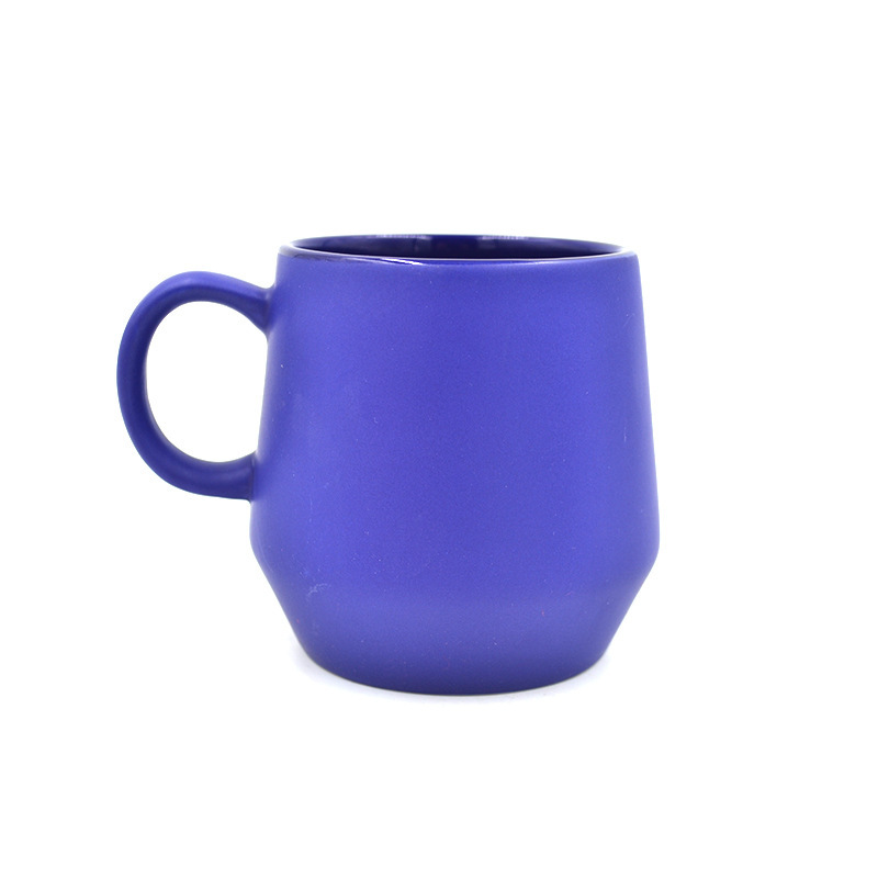 Bleu foncé