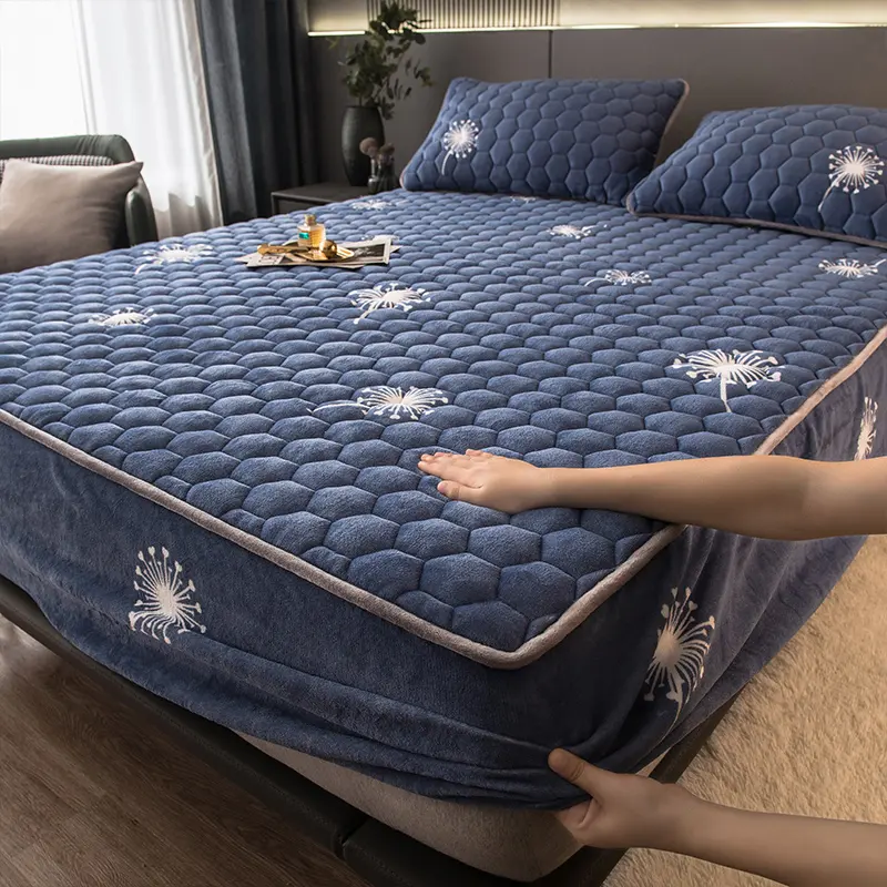 Protège-matelas de lit en coton, hypoallergénique, couverture de matelas à vendre