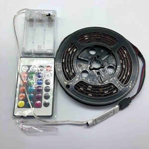 Светодиодная лента на батарейках, 1 метр, RGB, 5050SMD, 30 светодиодов, IP65, водонепроницаемая, с пультом дистанционного управления RF на 17 клавиш - Product Image 2