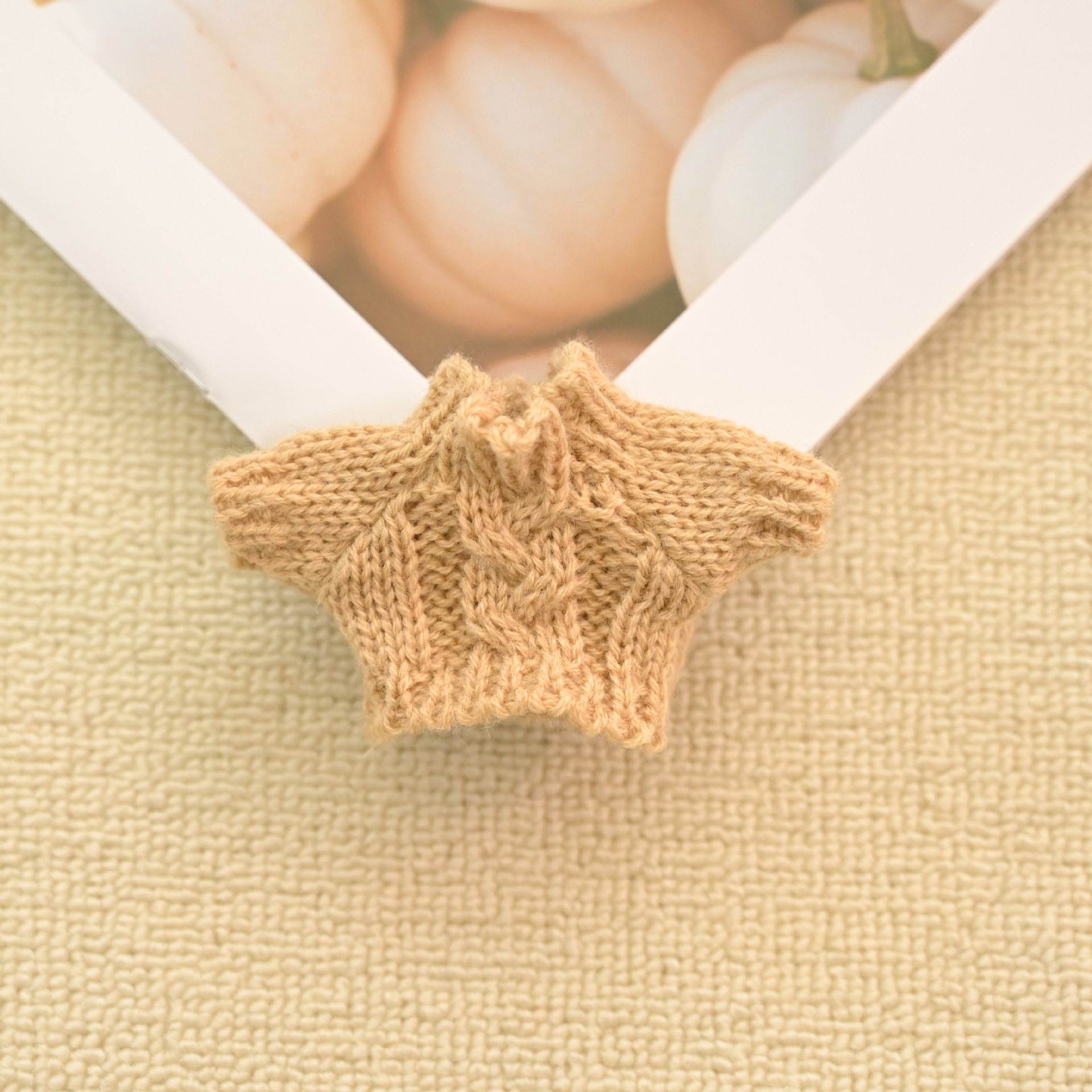 Motif torsadé beige