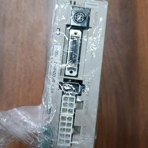 Hochpräziser 200W einphasiger 200V Servo treiber R7D-BP02HH-Z Bewegungs steuerungs entwurf für elektrische Ausrüstung des Servomotors - Product Image 2