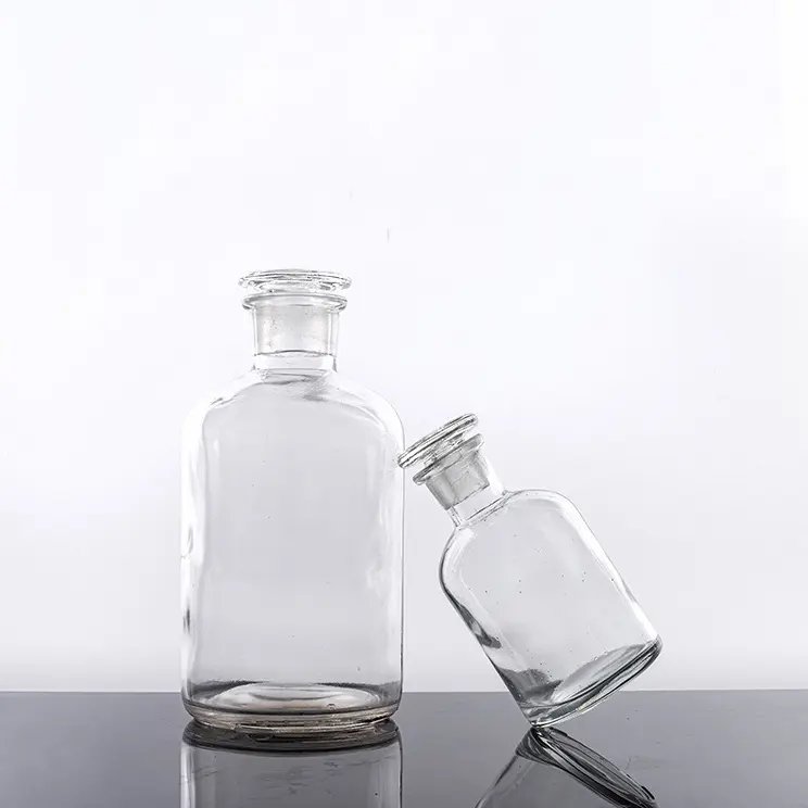 Flacone di reagente trasparente da 125ml da 4.2 once con coperchio in vetro ad ampia apertura per farmacia o reagente chimico