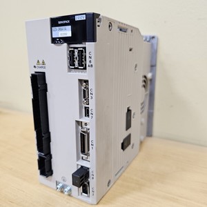 Nuovo SGDV-3R8A11A002000 PLC PAC e controller dedicati servomotore spedizione rapida servomotore YASKAWA - Product Image 2