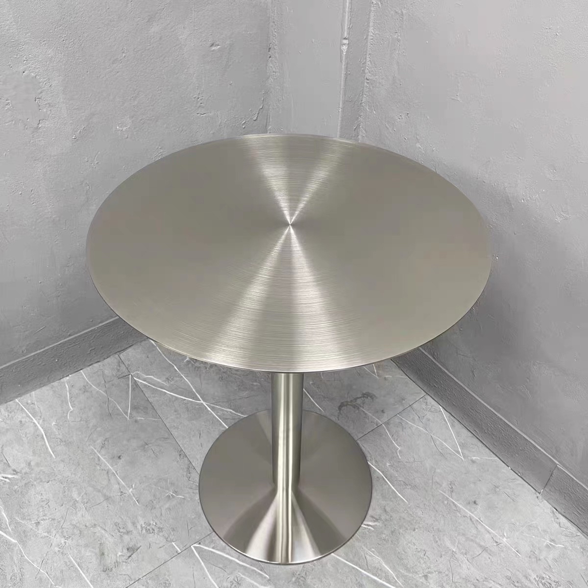 Mesa redonda maciza 40x110 alta/base fina