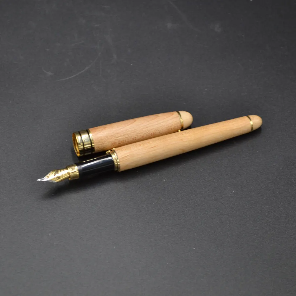 Bút Máy Bằng Gỗ Maple Cao Cấp Được Làm Tinh Xảo Với Màu Đen Hoặc Màu Xanh