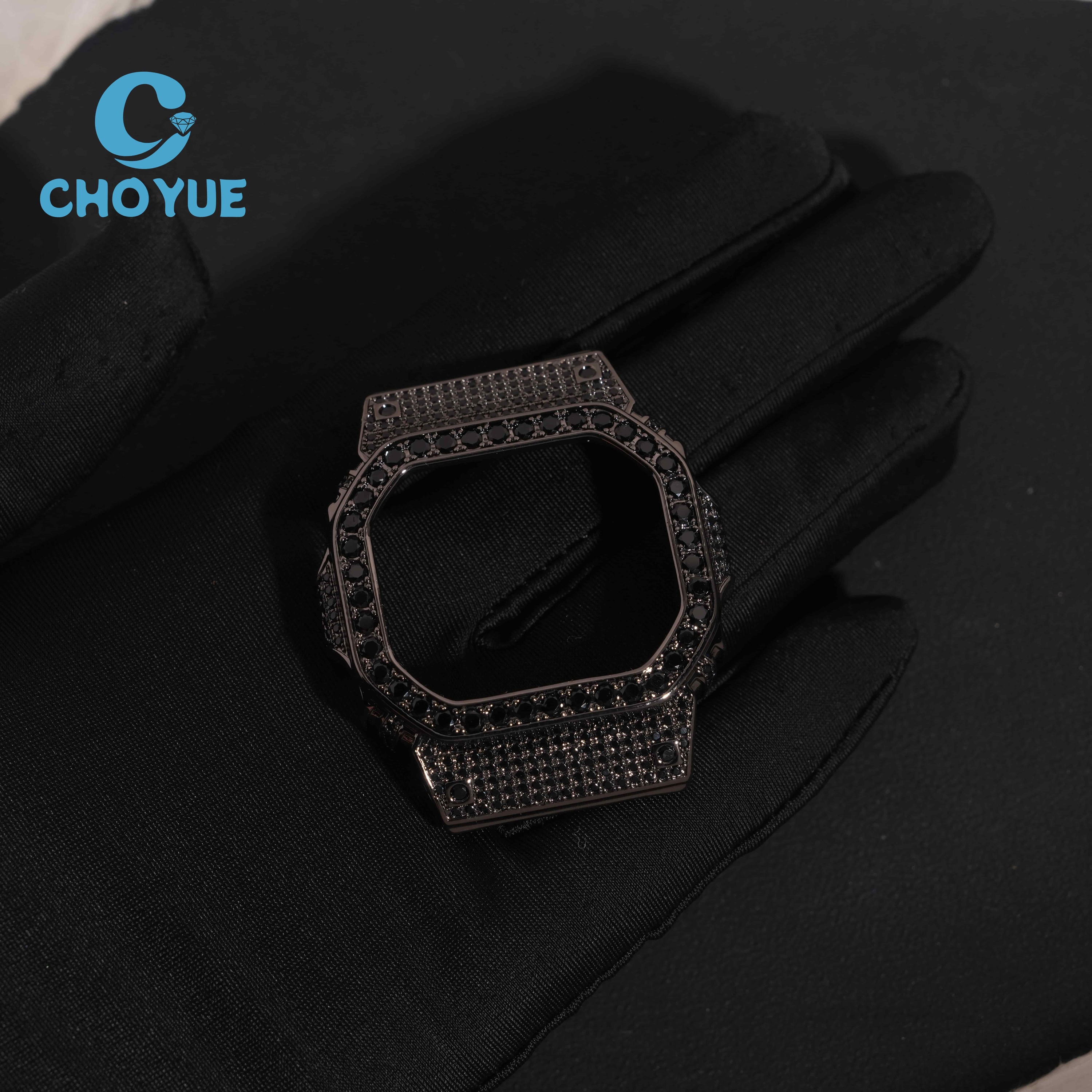 Black moissanite