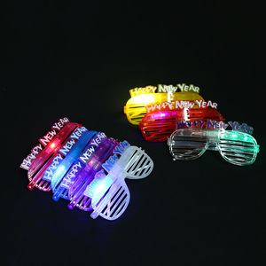 <span class=keywords><strong>2025</strong></span> lễ hội kính mới bán buôn màn trập ánh sáng lên Shades LED kính Halloween thanh buổi hòa nhạc đạo cụ Đảng Glow Kính - Product Image 4