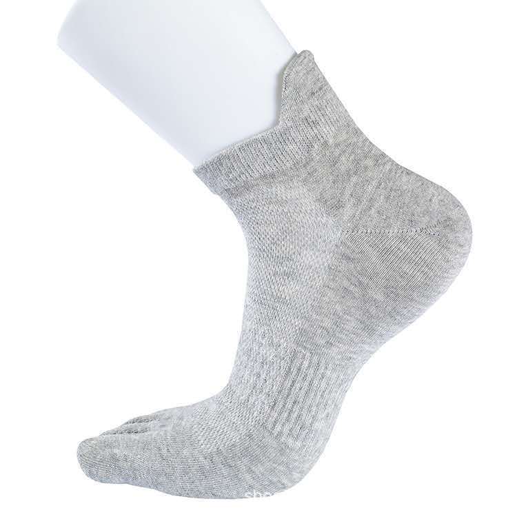 Protection de talon sport pour homme à cinq doigts, entièrement grise.