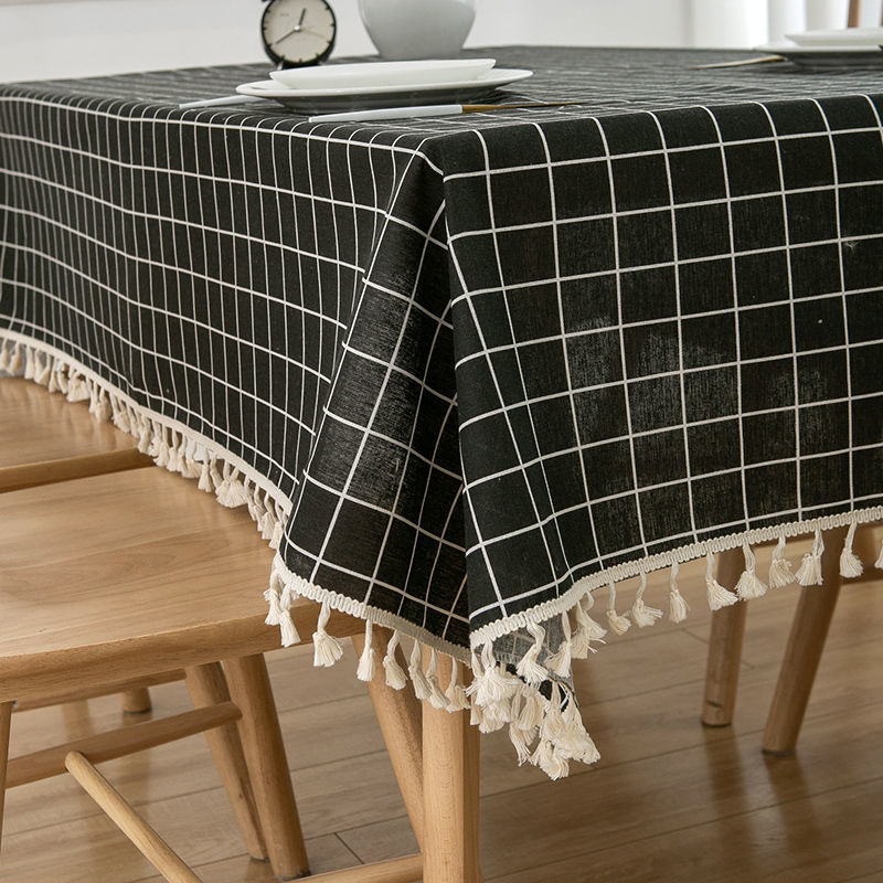 Black checkered tassel style