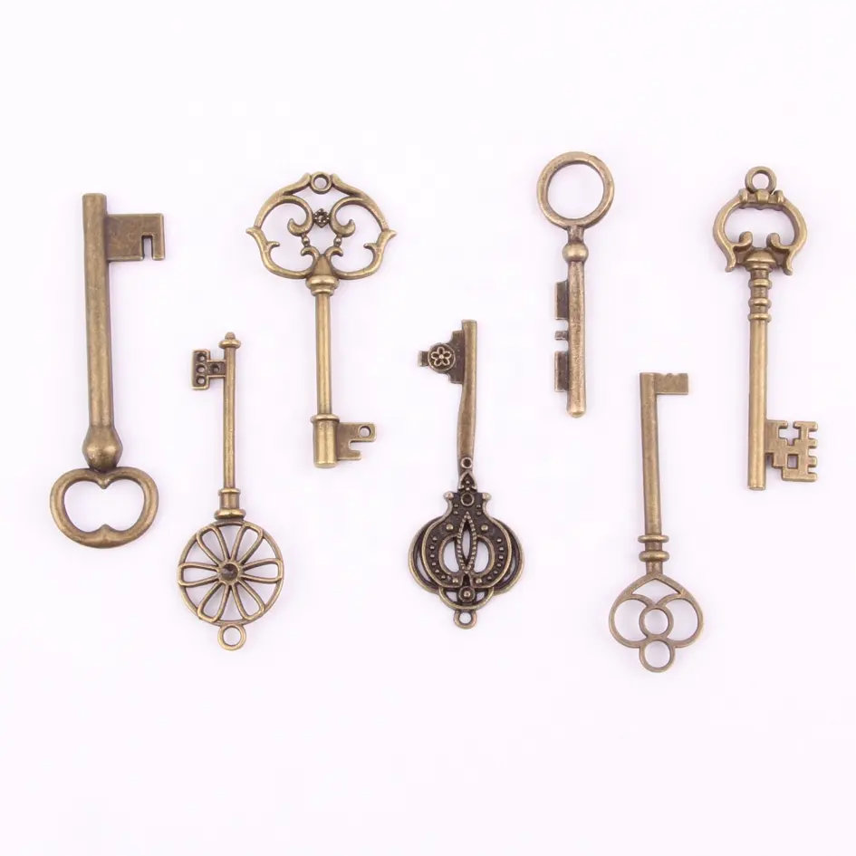 Vintage Steampunk Craft Grote Sleutel Hanger Populaire Ketting Accessoires 7 Verschillende Stijlen Antieke Sleutels Charm