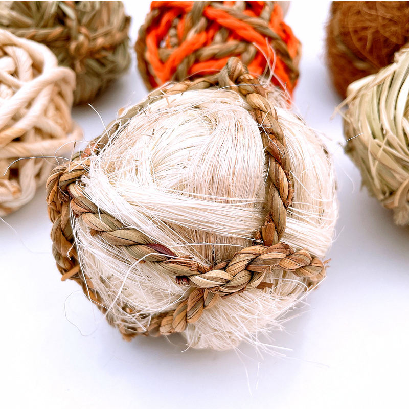 Boule de soie blanche