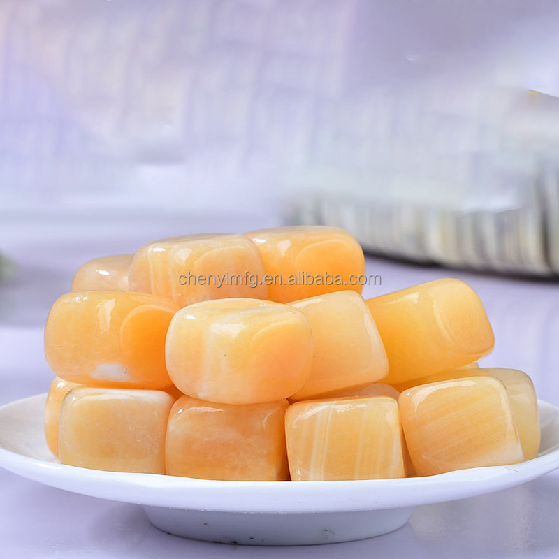 Cube de Calcite Jaune Trommelé 3-5cm