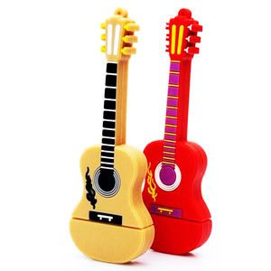 La migliore vendita personalizzata per chitarra in plastica USB Flash Drive Memory design moderno a buon mercato con Logo personalizzato in PVC Memory Stick