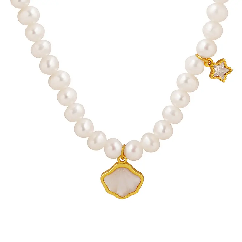 Collana di perle d'acqua dolce con ciondolo in zircone con catena di perle d'acqua dolce di moda