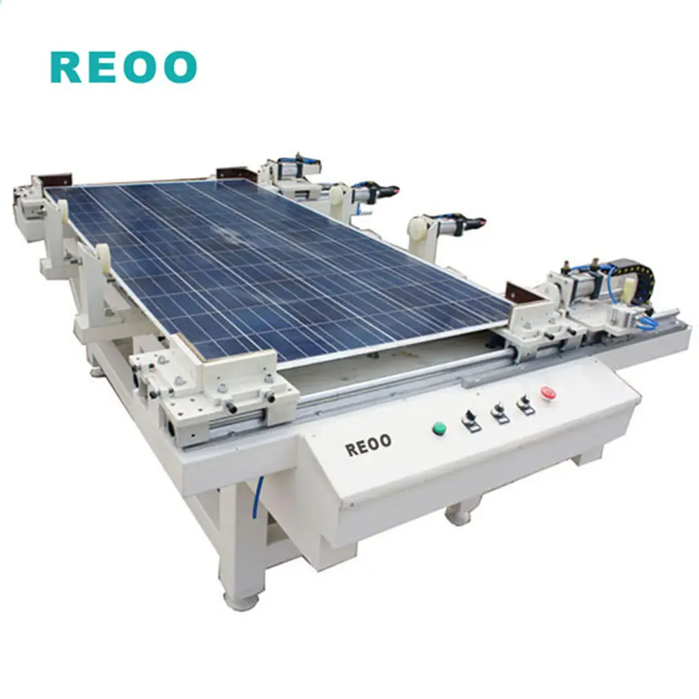 Machine de fabrication de panneaux solaires, appareil à cadre pour découpe de modules solaires