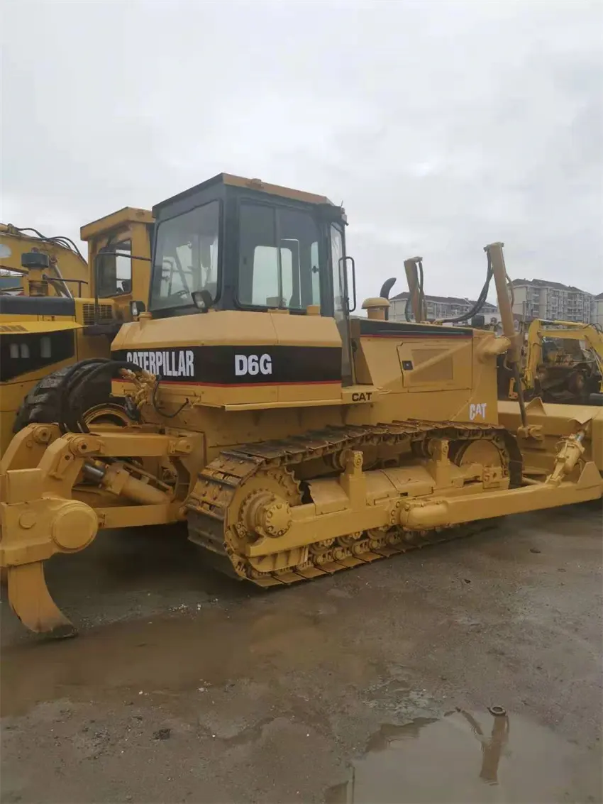 Bulldozer usato usato macchine edili di ingegneria Caterpillar CAT D6G MADE IN JAPAN