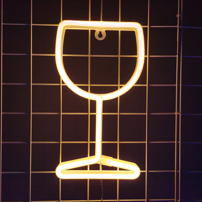 Copa de vino blanco cálida