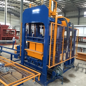 QT4A-<span class=keywords><strong>15</strong></span> khối làm máy móc xây dựng cho rỗng khối bê tông Máy Pallet gạch hoàn toàn tự động - Product Image 6