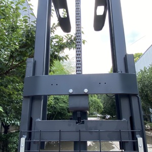 Fábrica al por mayor 1 tonelada 1,5 toneladas apilador elevado Material transporte plataforma semiautomática apilador de contenedores - Product Image 1