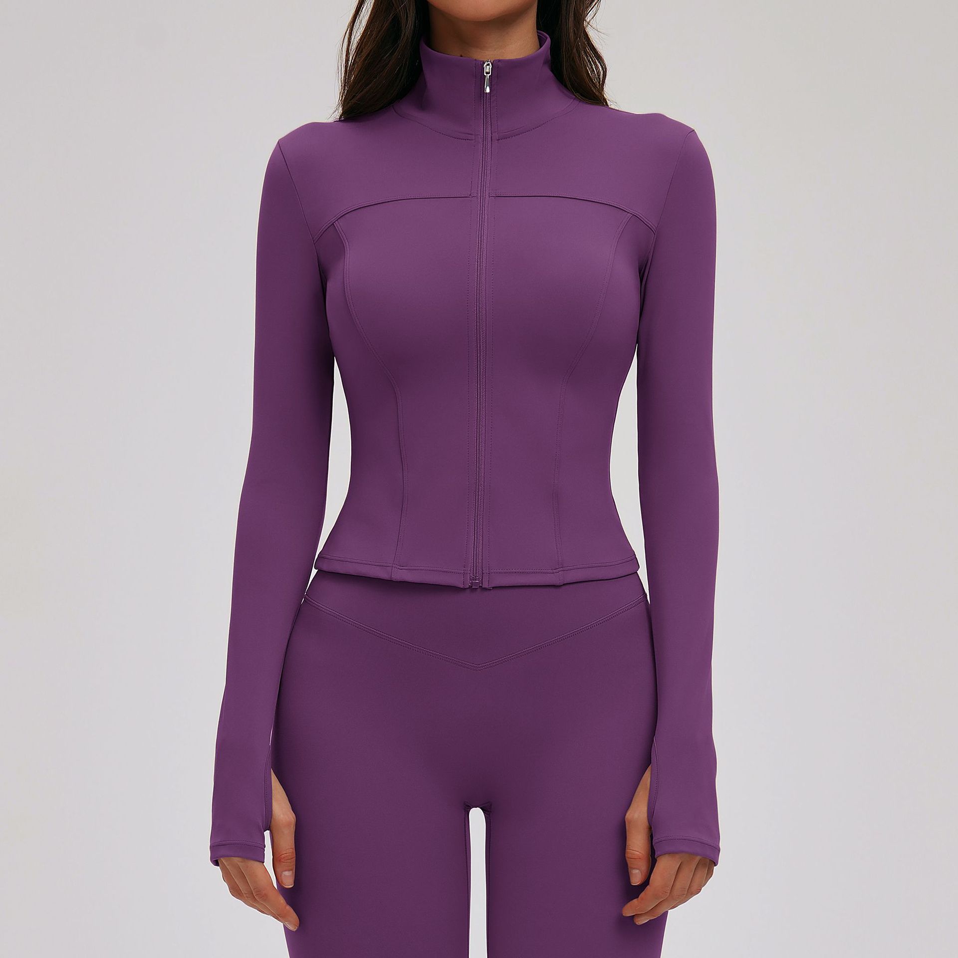 chaqueta morada