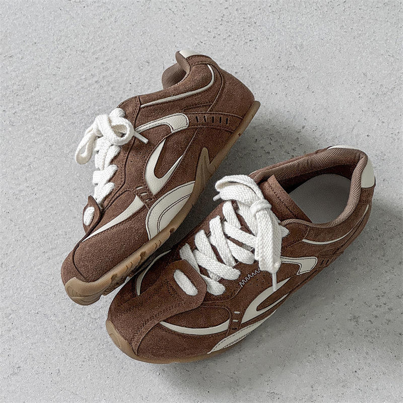 สีน้ำตาล