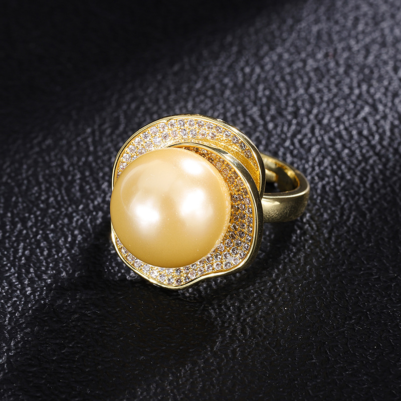 Gold ring