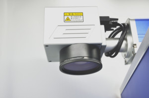 Shanghai DEMAC CO2 laser coder data di codifica macchine per metallo e materiale non metallico - Product Image 3