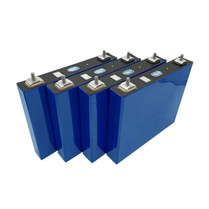 Yeni varış sınıf a pil hücresi 3.7V 125ah LiFePO4 hücre prizmatik güneş enerjisi sistemi için lityum iyon batarya şarj edilebilir hücre - Product Image 1