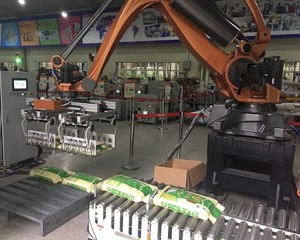 מכונת מזרן אוטומטית לערימה של 20-50 ק "ג במכונה בערימה שקית מזרן