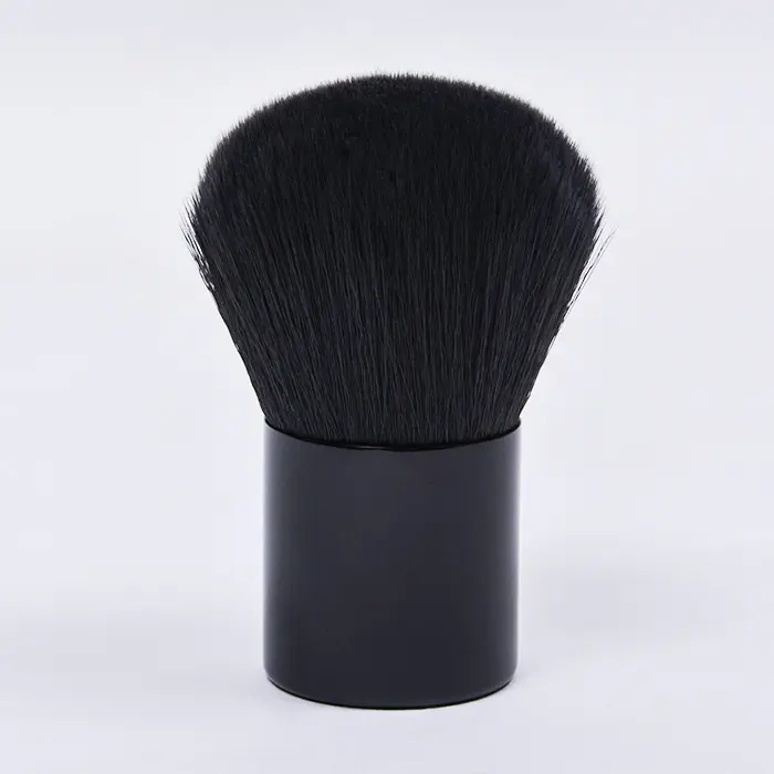 Pincel de maquillaje de marca privada Dongmei, cepillo kabuki de aluminio de pelo sintético vegano negro, cepillo de bronce para rubor en polvo